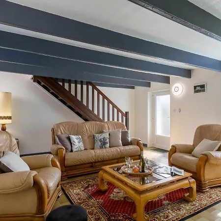 Holiday home Ty Frouden By Interhome Plouescat